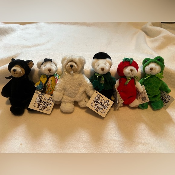 Vintage GANZ Wee Bear Village stuffed bears - Picture 1 of 11